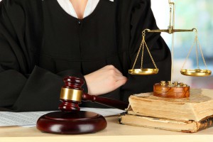 Luật gia và Luật sư khác nhau như thế nào?